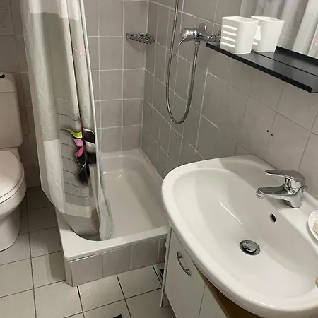 Appartement 3 Minutes Walking From Train Station