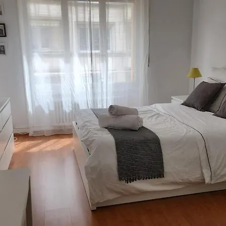 3 Minutes Walking From Train Station * Lausana